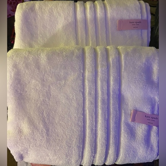 kate spade Bath 2 Towel Set Kate Spade Poshmark